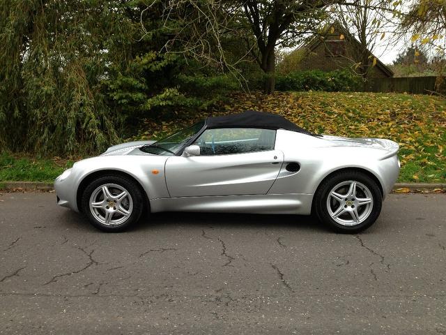 Lotus Elise S1