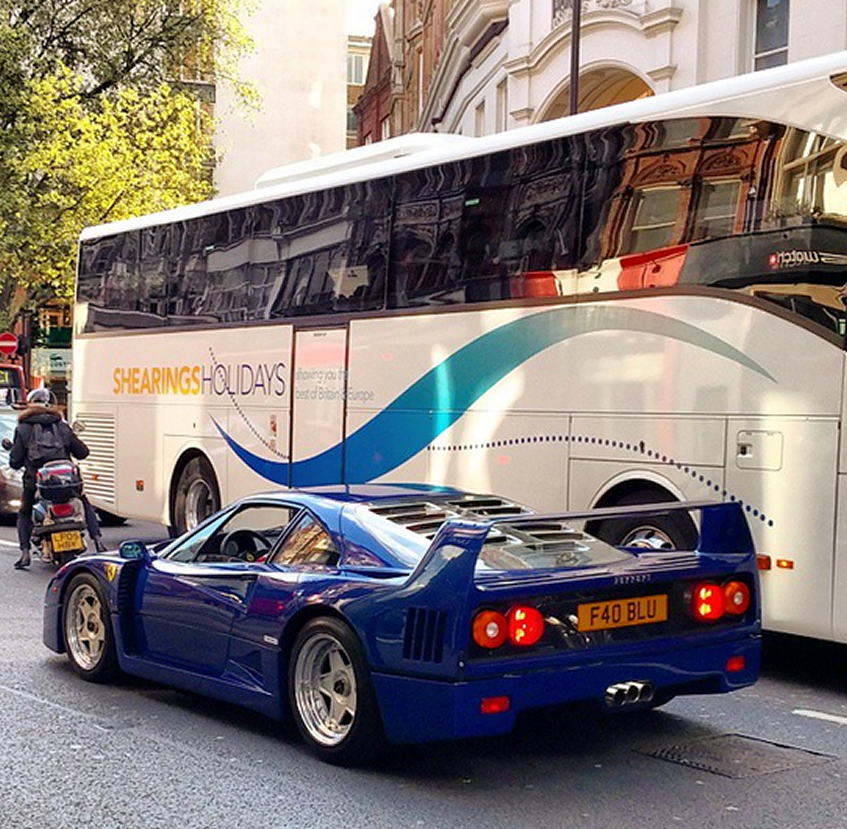 Ferrari F40 Blue