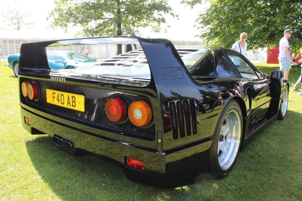 Ferrari F40 Black