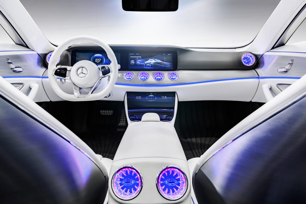 Mercedes-Benz “Concept IAA” (Intelligent Aerodynamic Automob