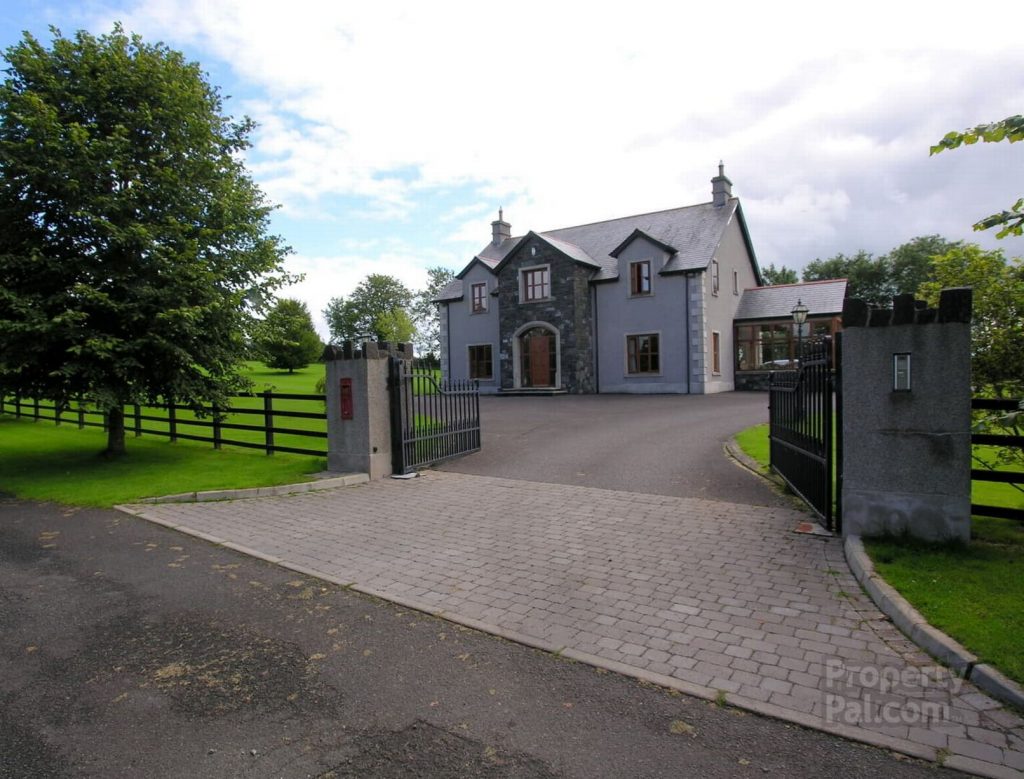 Ulster Mansion With Go Kart Track