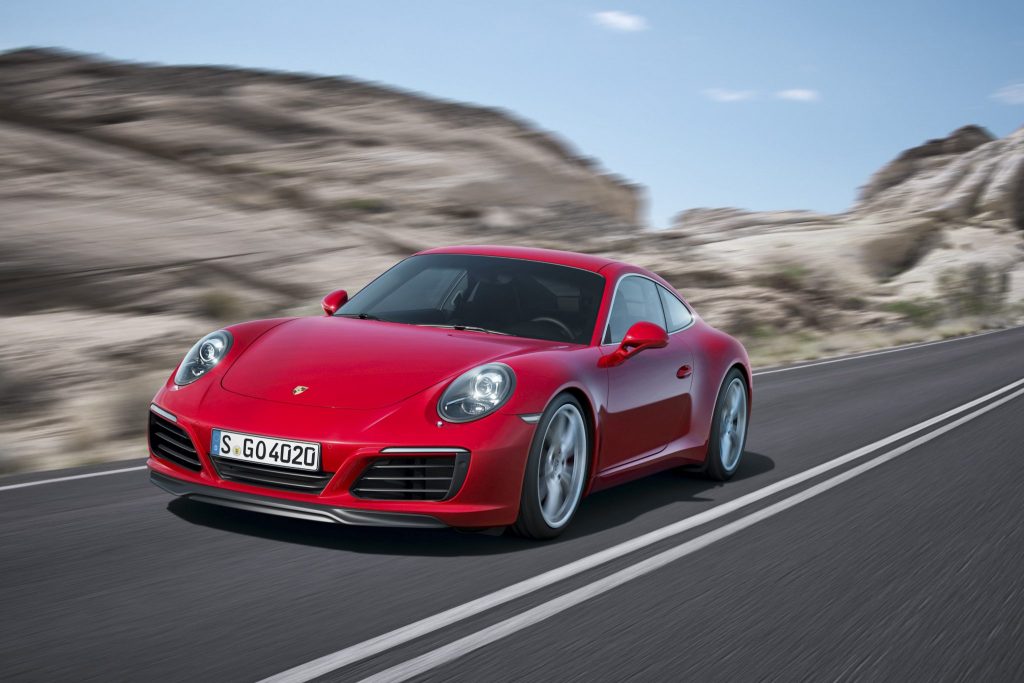 New Porsche 911 Carrera Boosts Efficiency And Expands Dynamic Repertoire