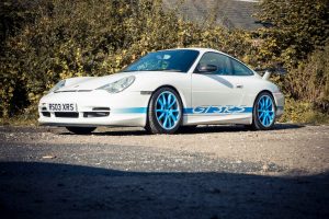 2003 Porsche 911 996 GT3 RS White_Blue 2