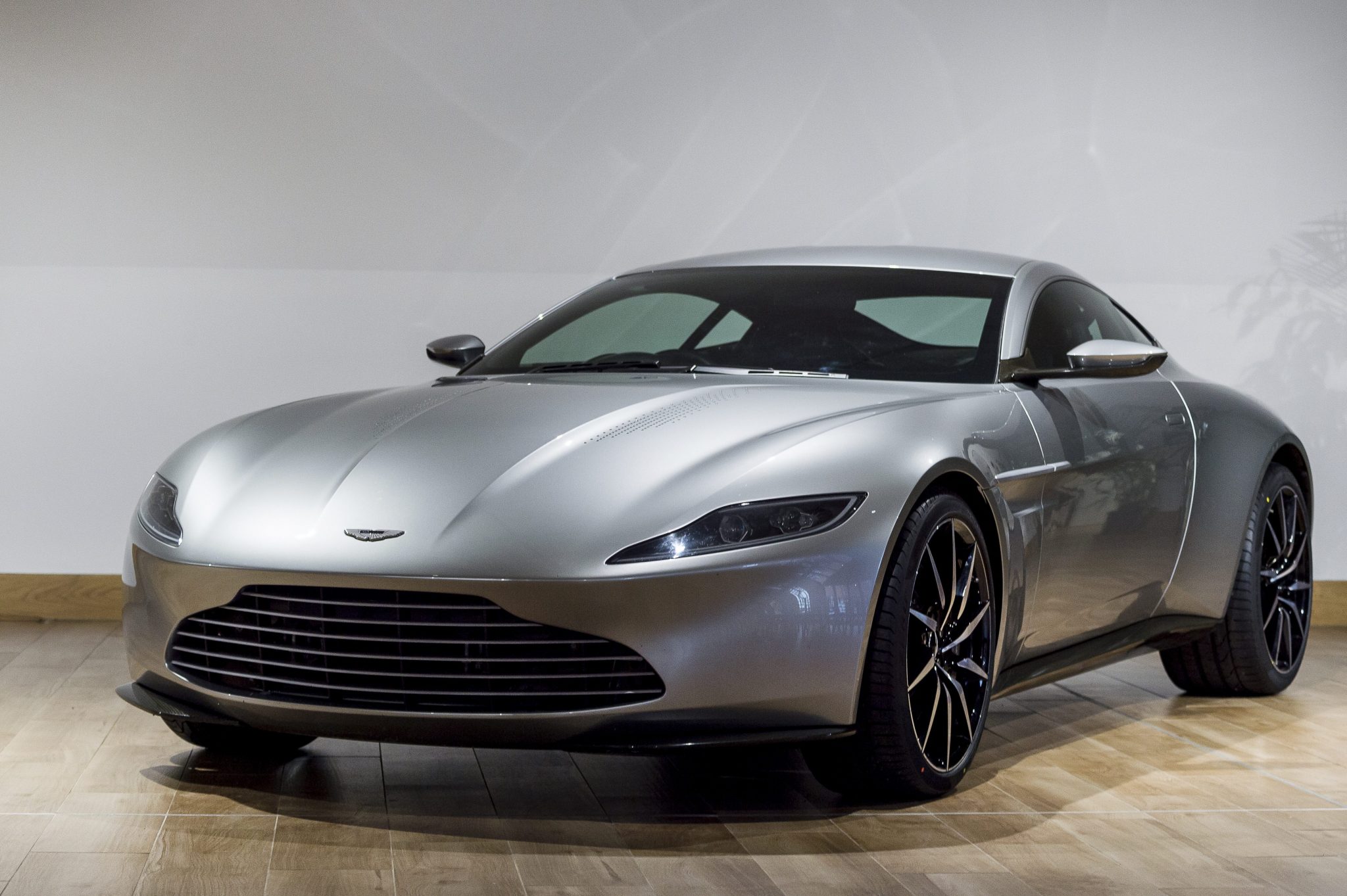 The Ultimate Driving Machine: The Aston Martin DB10 Spectre