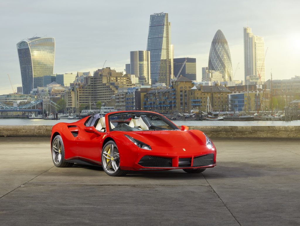 FERRARI 488 SPIDER