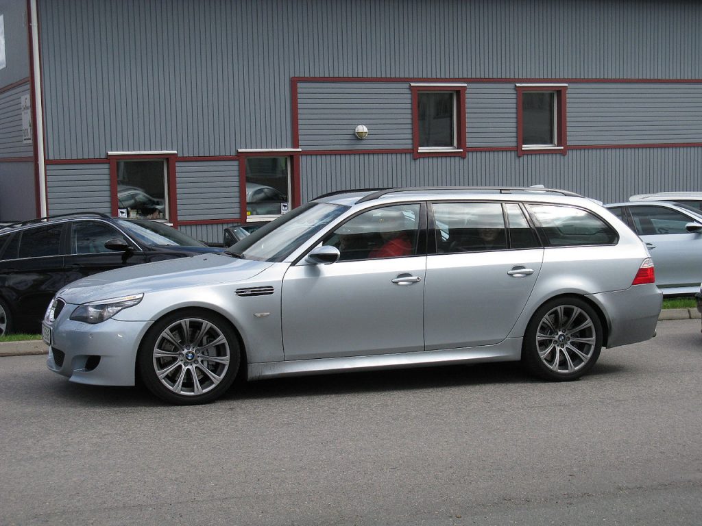 BMW M5 Touring E61